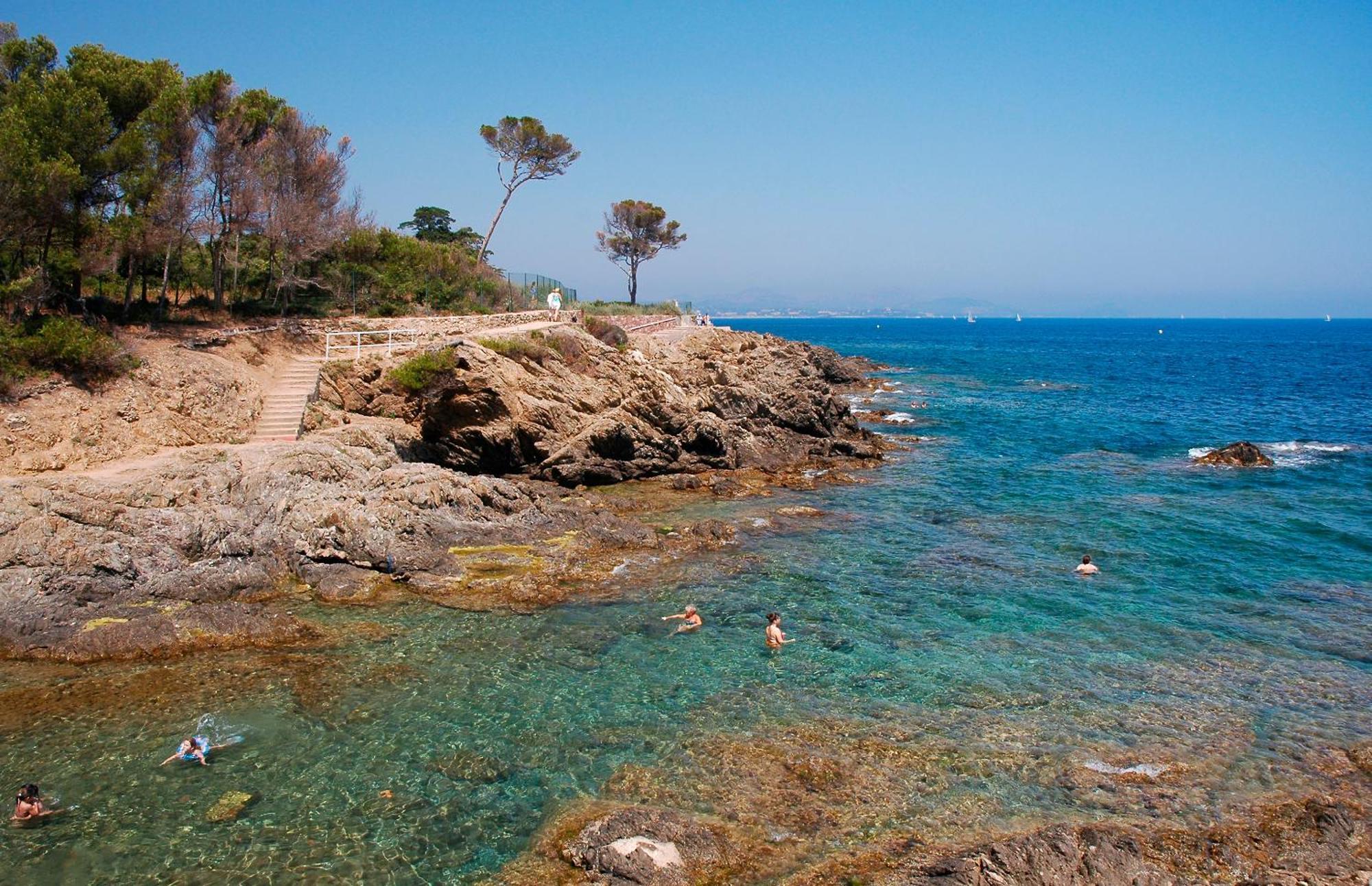 Vacanceole - Les Calanques Du Parc Фрежюс Экстерьер фото